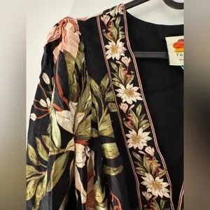miley cyrus black mini dress Black Floral Balloon Sleeve Mini Dress - All Dresses